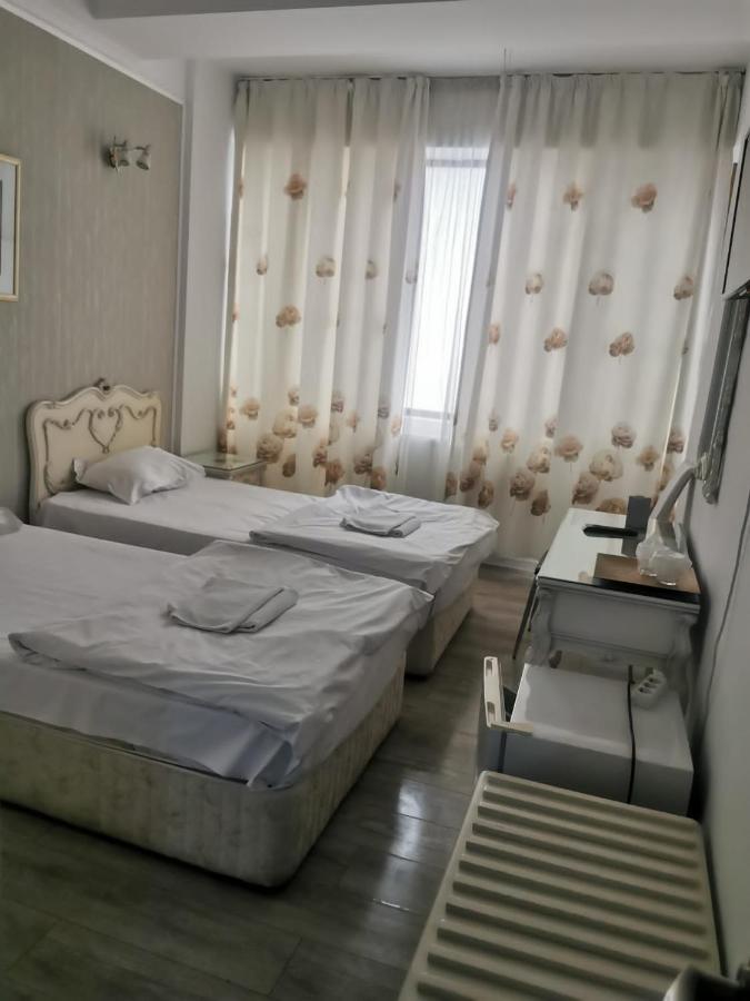 Nevis Fundeni Hotell Bukarest Exteriör bild