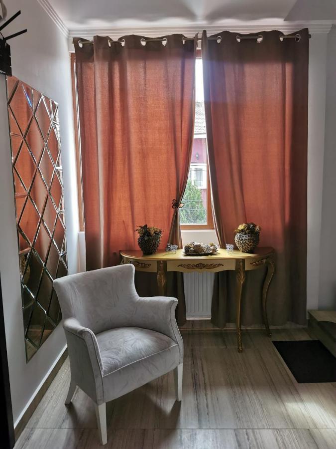 Nevis Fundeni Hotell Bukarest Exteriör bild