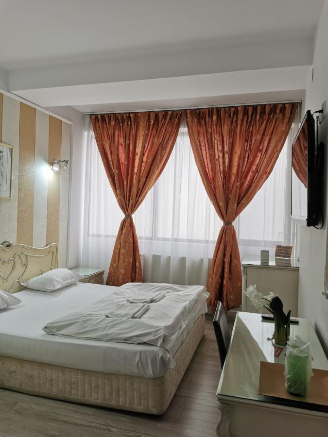 Nevis Fundeni Hotell Bukarest Exteriör bild