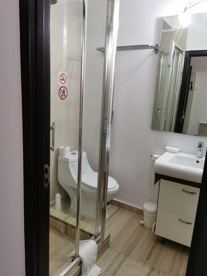 Nevis Fundeni Hotell Bukarest Exteriör bild